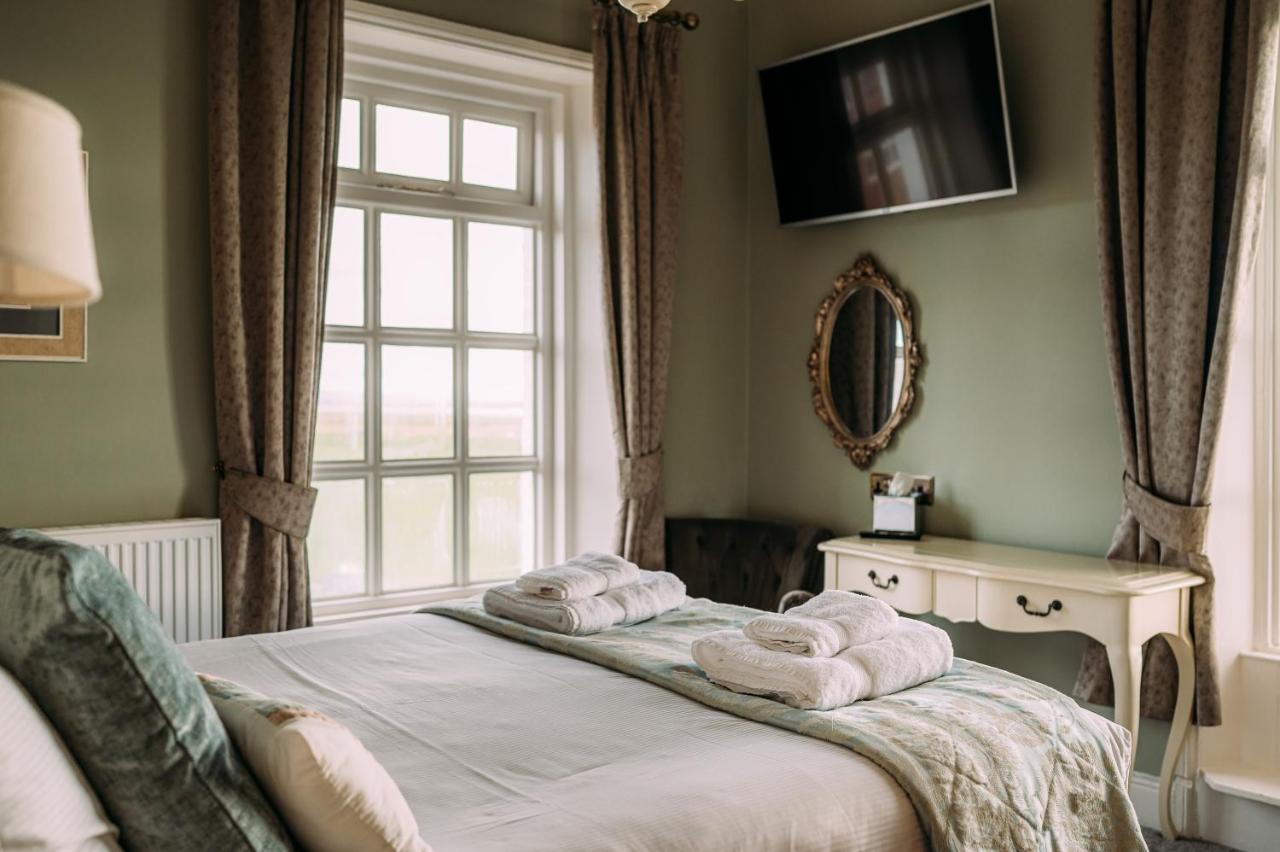 เดอะ ควีนส์ โฮเต็ล ลิธัม Hotel ลิธึม เซนต์ แอนน์ส ภายนอก รูปภาพ