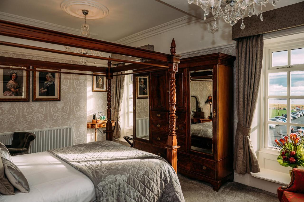 เดอะ ควีนส์ โฮเต็ล ลิธัม Hotel ลิธึม เซนต์ แอนน์ส ภายนอก รูปภาพ